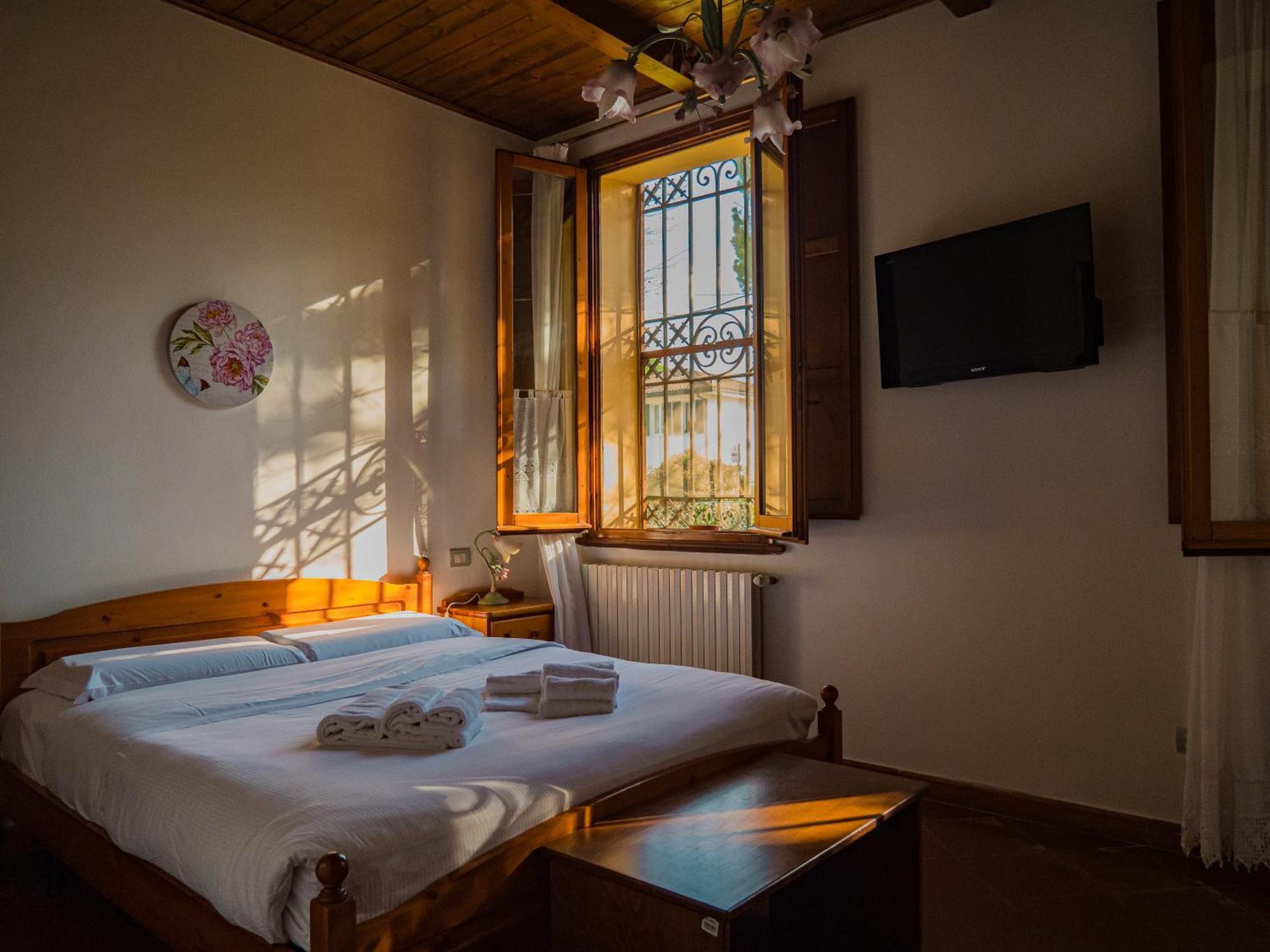B&B Villa Erika Lugo  Kültér fotó